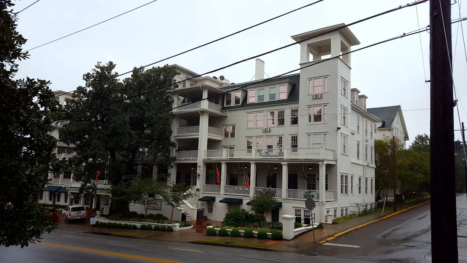 The Partridge Inn, one of the landmarks the city's comprehensive plan places in Summerville.